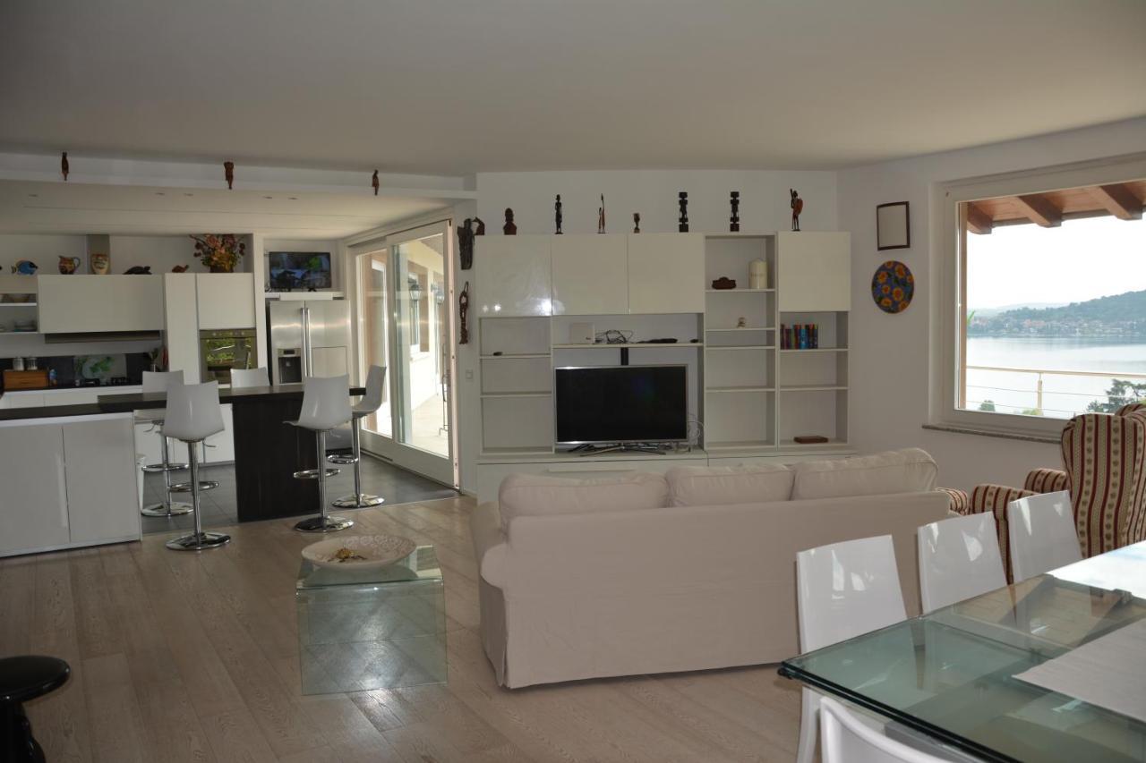 Il Girasole Apartamento Meina Quarto foto